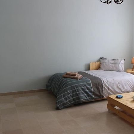 Appartement Simple Et Propre Szfaksz Kültér fotó